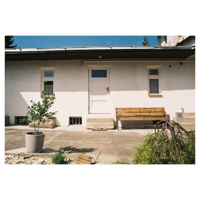 Casa Linum. U Centra Zlina S Atmosferou Venkova. Zlín Exterior foto